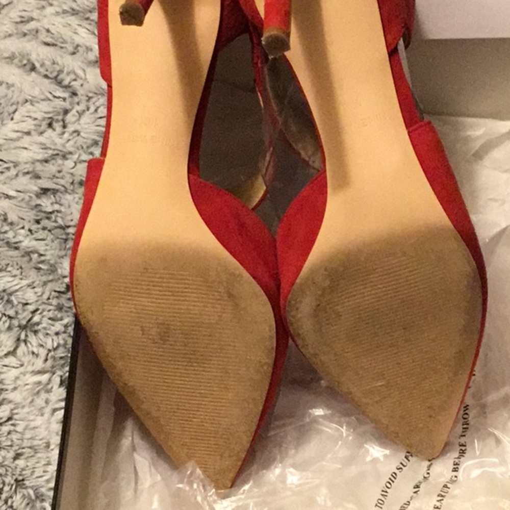 Shoes - Picture 4 of 5
